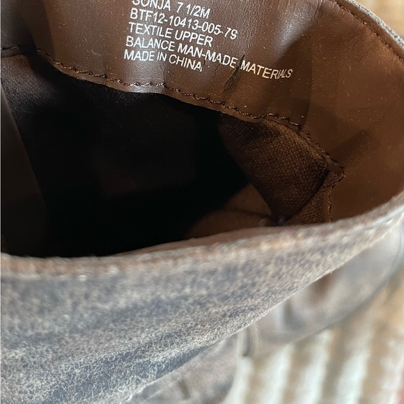 BARE TRAPS KNEE BOOTS DARK BROWN SIZE 7.5 - Picture 2 of 8